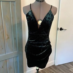 Windsor sexy low cut hunter green velvet mini party dress. New with tags